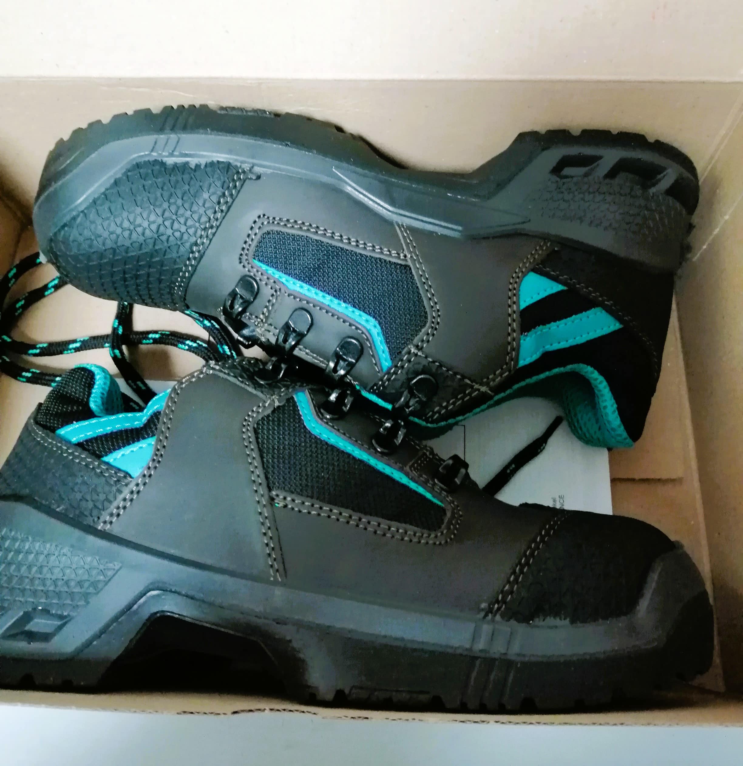 Unityj Uk Industrial Honeywell 6246101 Bacou Caleo S3 HI CI SRC Industrial Safety Footwear 1 176 Unityj Uk Industrial Honeywell 6246101 Bacou Caleo S3 HI CI SRC Industrial Safety Footwear 1 176